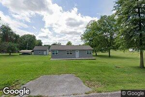 1135 S Oak Park Dr, Springfield, MO 65802