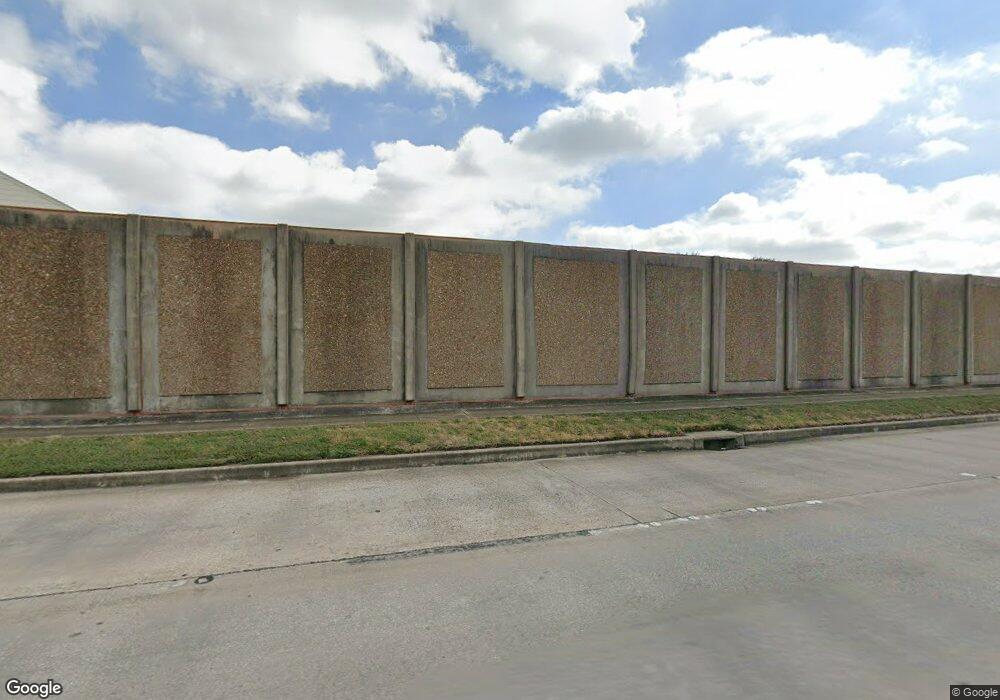 10340 Longmont Dr unit 47, Houston, TX 77042 - photo 1