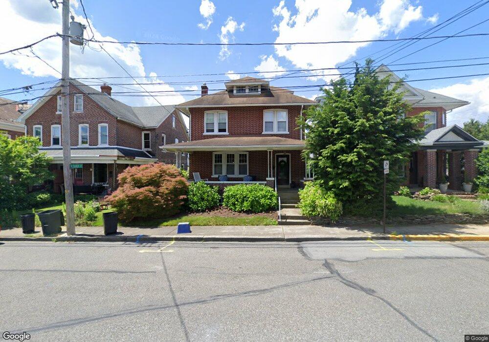 226 N 4th St, Emmaus, PA 18049 - photo 1