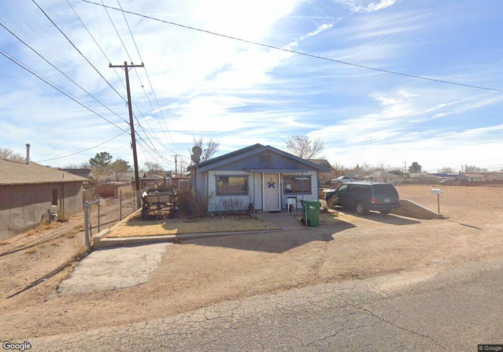 410 N Campbell Ave, Winslow, AZ 86047 - photo 1