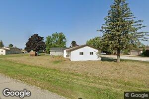 502 W Maple St, Calmar, IA 52132