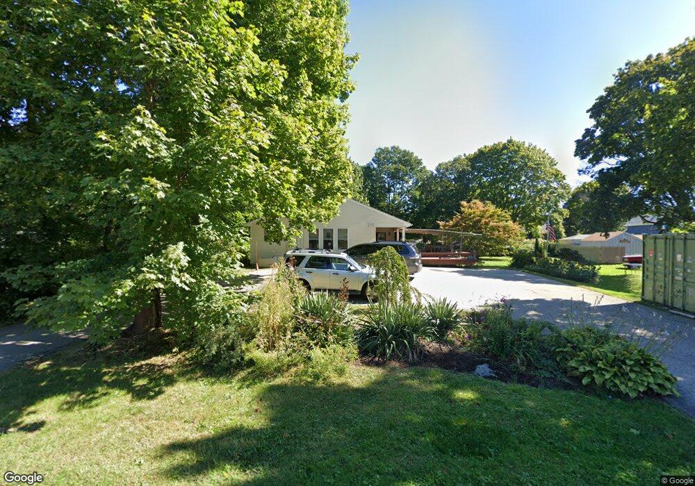 10 Pemberton Ave, Jamestown, RI 02835 - photo 1