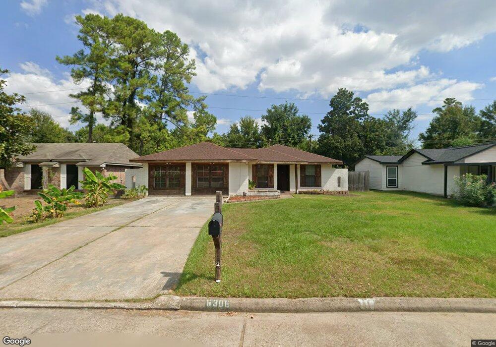 6306 French Chateau Dr, Houston, TX 77088 - photo 1