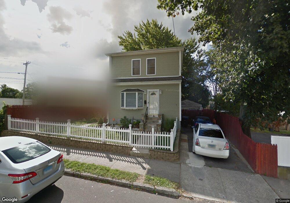 441 Soundview Ave, Bridgeport, CT 06606 - photo 1