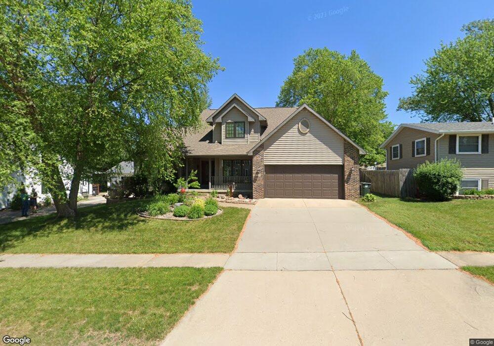 2309 Coventry Ln, Cedar Falls, IA 50613 - photo 1