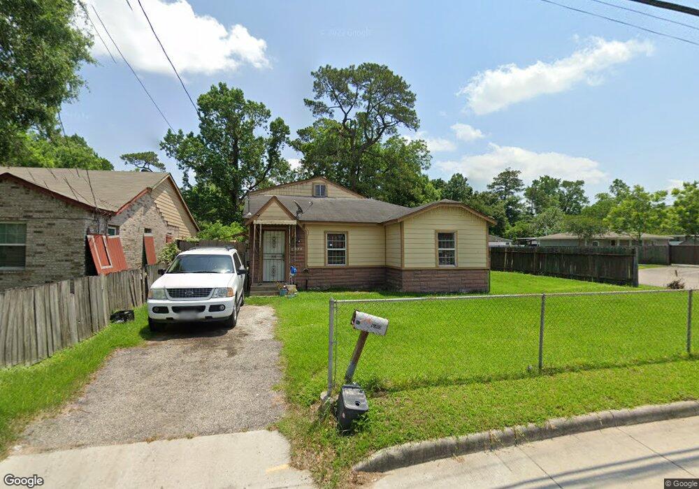 9102 Lockwood Dr, Houston, TX 77016 - photo 1