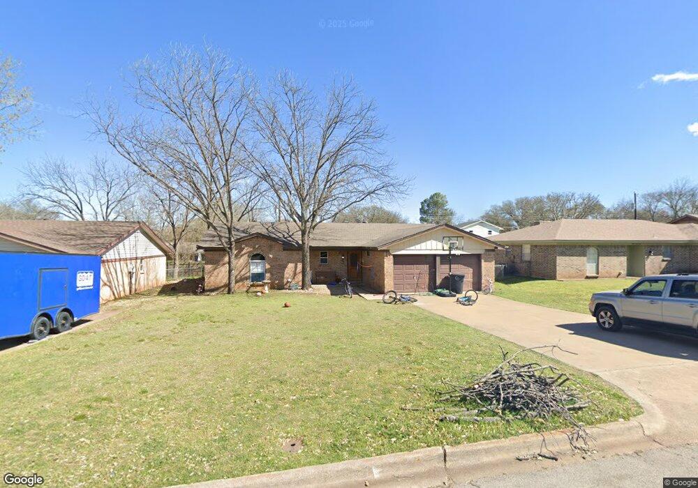 1239 Willowwood Dr, Cleburne, TX 76033 - photo 1