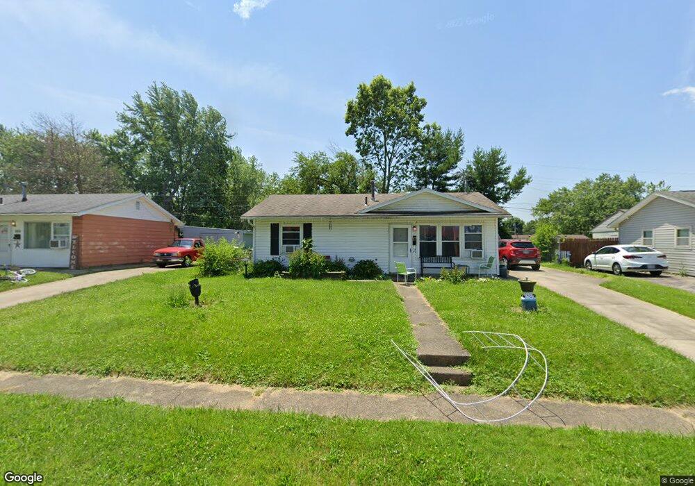 981 Parnell Dr, Xenia, OH 45385 - photo 1