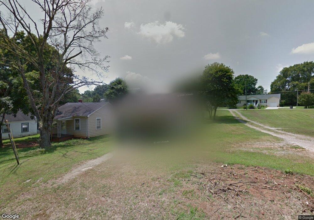 1802 Wilson W Lee Blvd, Statesville, NC 28677 - photo 1