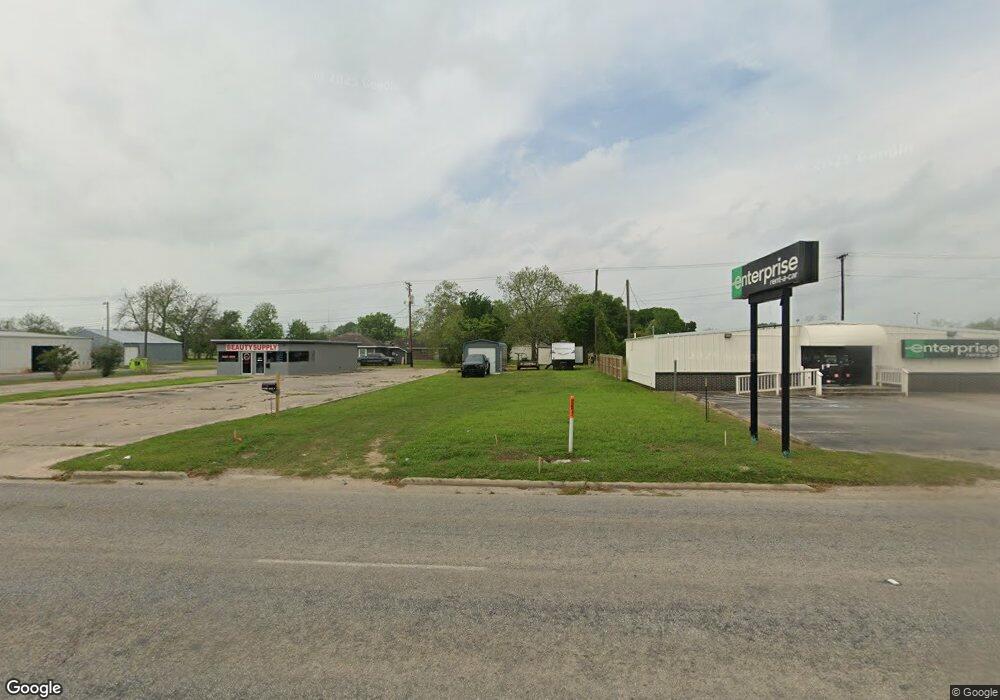 2708 Avenue F, Bay City, TX 77414 - photo 1