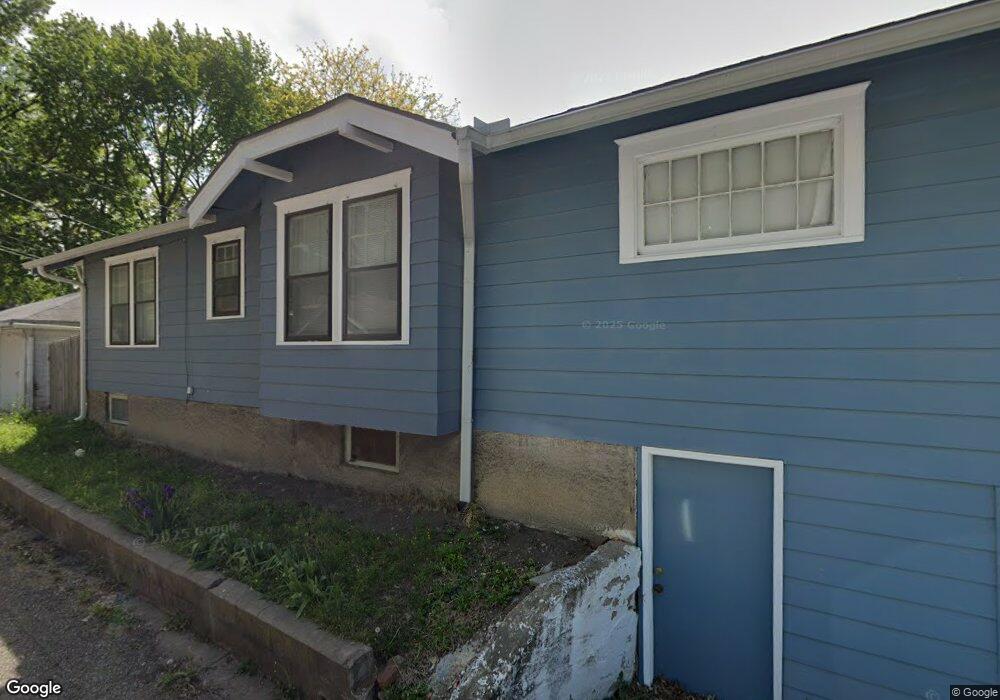 1315 SW 3rd St, Topeka, KS 66606 - photo 1