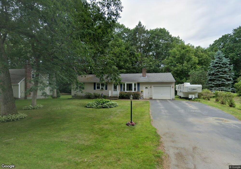 61 Davis Rd, MerriMacK, NH 03054 - photo 1