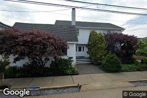 94 Glenwood Ave, Point Lookout, NY 11569