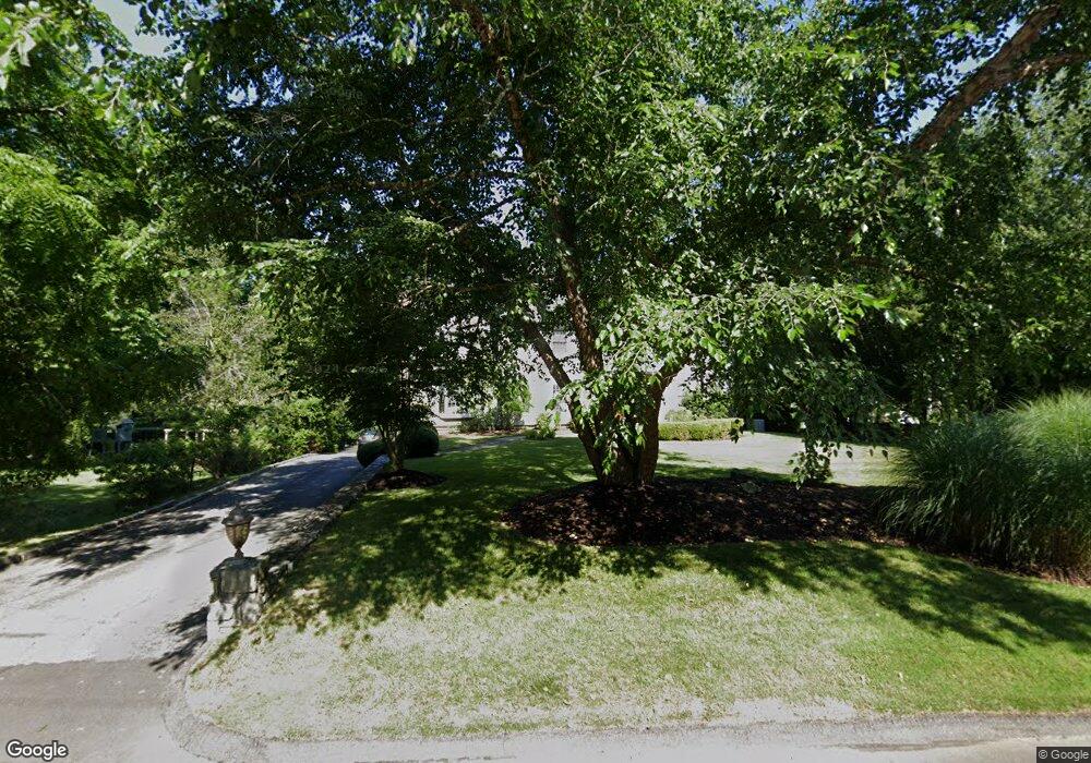 664 River Rd, Cos Cob, CT 06807 - photo 1