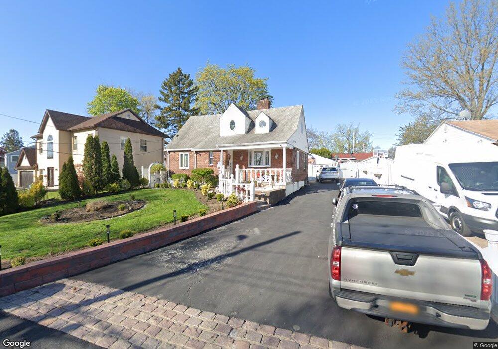 100 Kingsley Dr, Yonkers, NY 10710 - photo 1