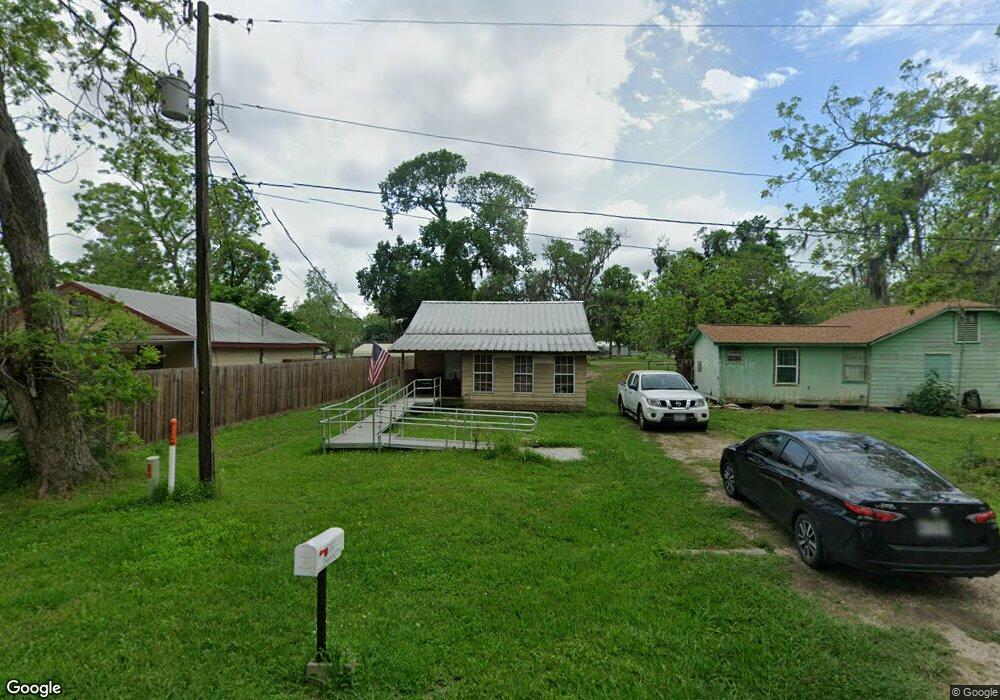 405 Pearl St, Brazoria, TX 77422 - photo 1