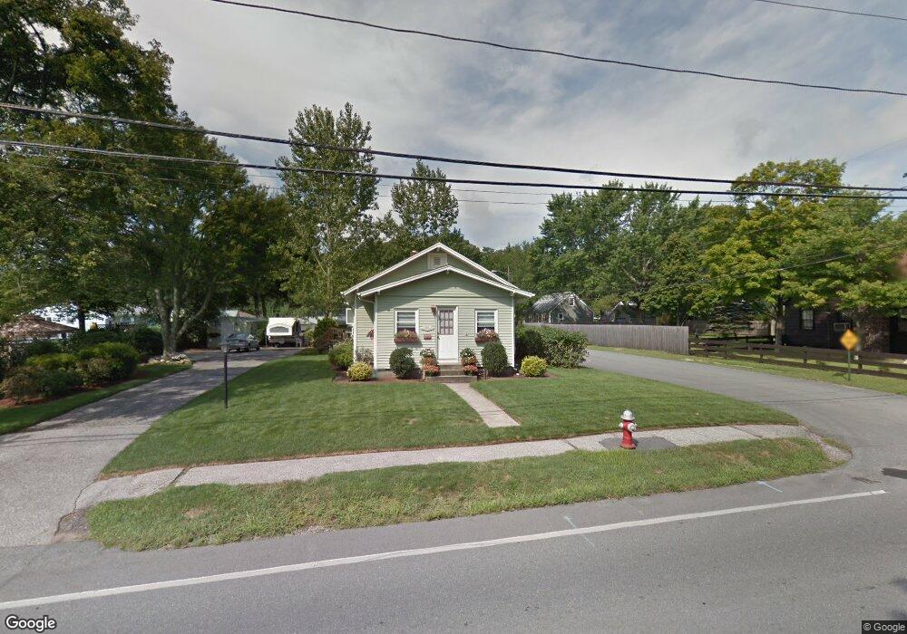 115 Buttonwoods Ave, Warwick, RI 02886 - photo 1