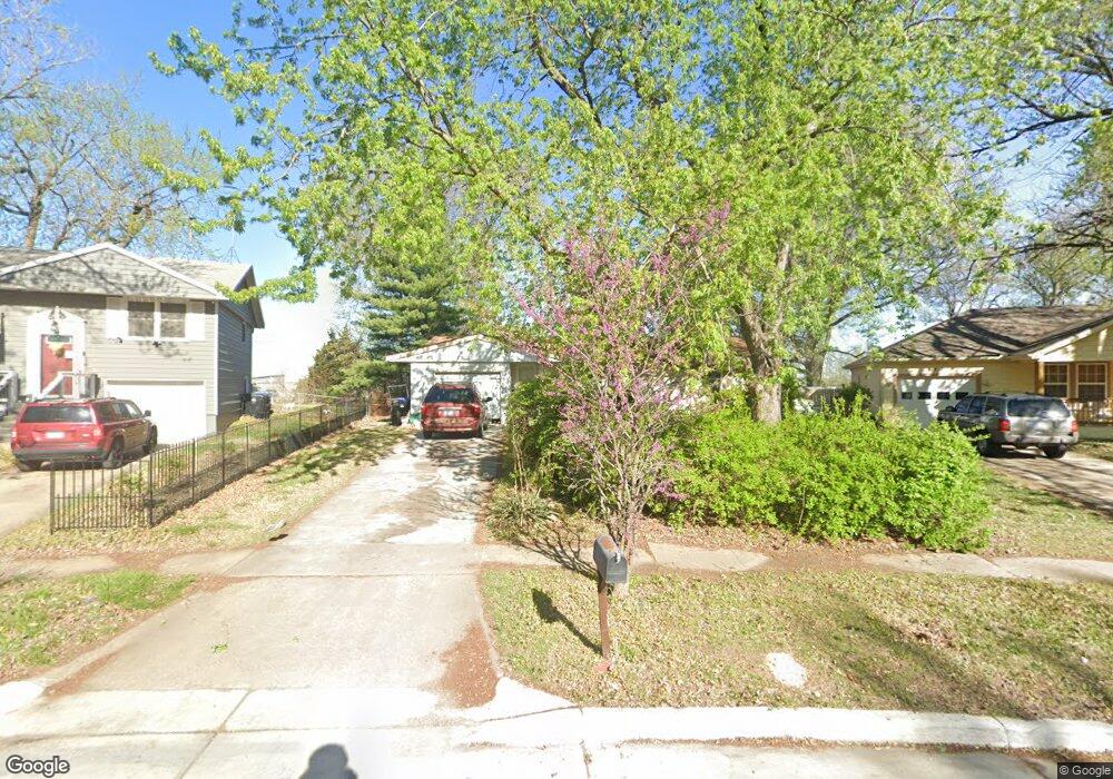 3101 SW Meadow Ln, Topeka, KS 66614 - photo 1