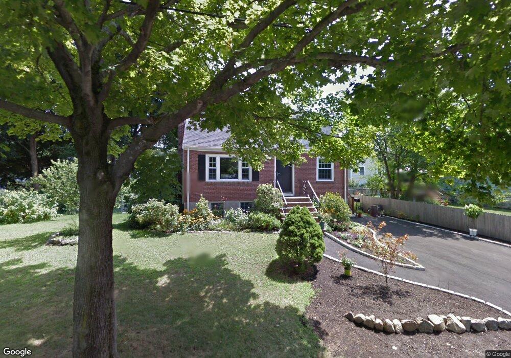 7 Lawrence Ln, Arlington, MA 02474 - photo 1