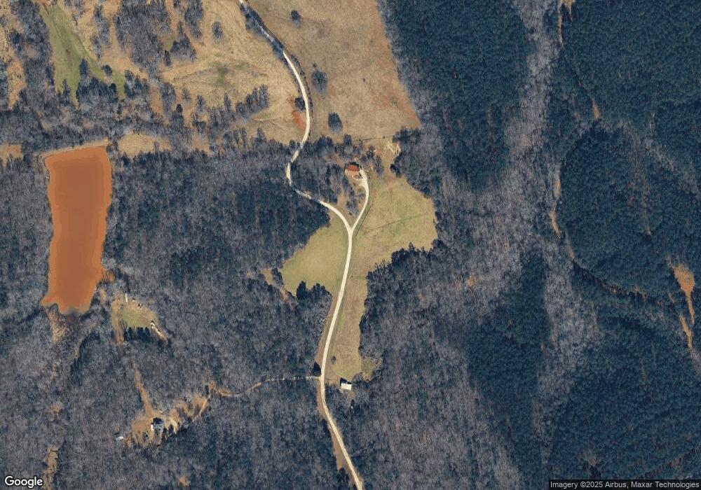 460 Canaan Dr, Maysville, GA 30558 - photo 1