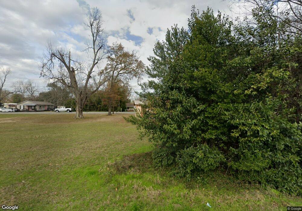 519 E Martin Luther King jr Dr, Donalsonville, GA 39845 - photo 1