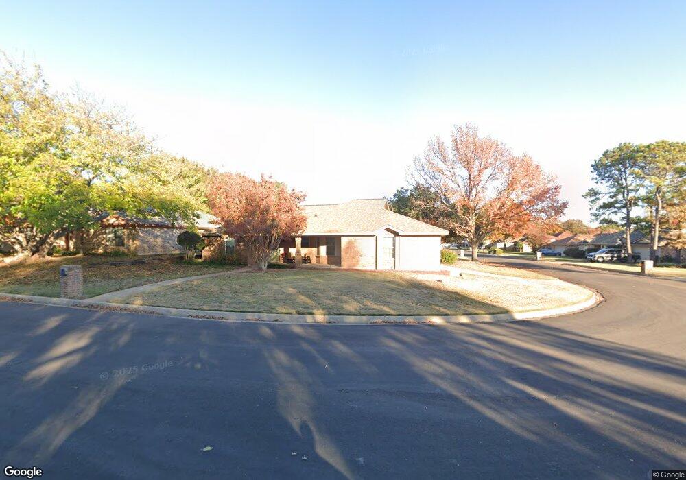 7250 Hialeah Cir W, North Richland Hills, TX 76182 - photo 1