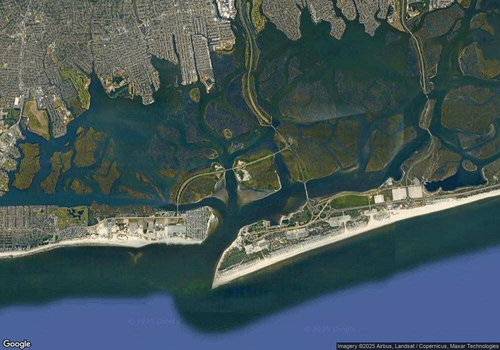 207 Murray Ave unit 1 FL, Out of Area Town, NY 11569 - photo 1