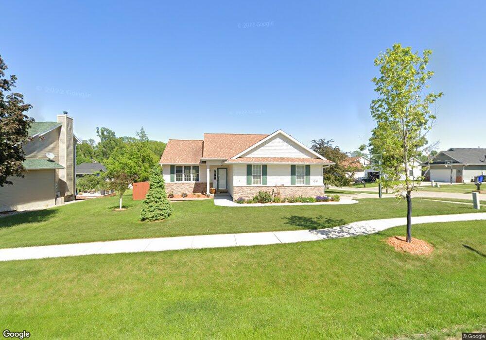 1351 Wiley Blvd NW, Cedar Rapids, IA 52405 - photo 1