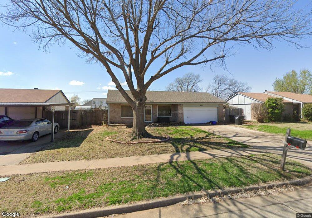 609 N Ramblin Oaks Dr, Moore, OK 73160 - photo 1
