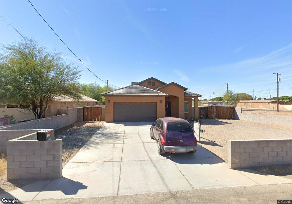 1038 S Pagent Ave, Yuma, AZ 85364 - photo 1