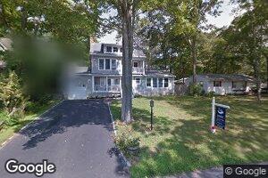 1560 Westview Dr, Mattituck, NY 11952