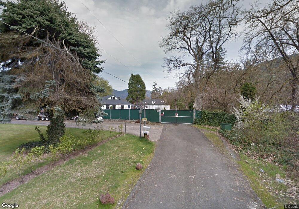 1438 E Park St, Grants Pass, OR 97527 - photo 1