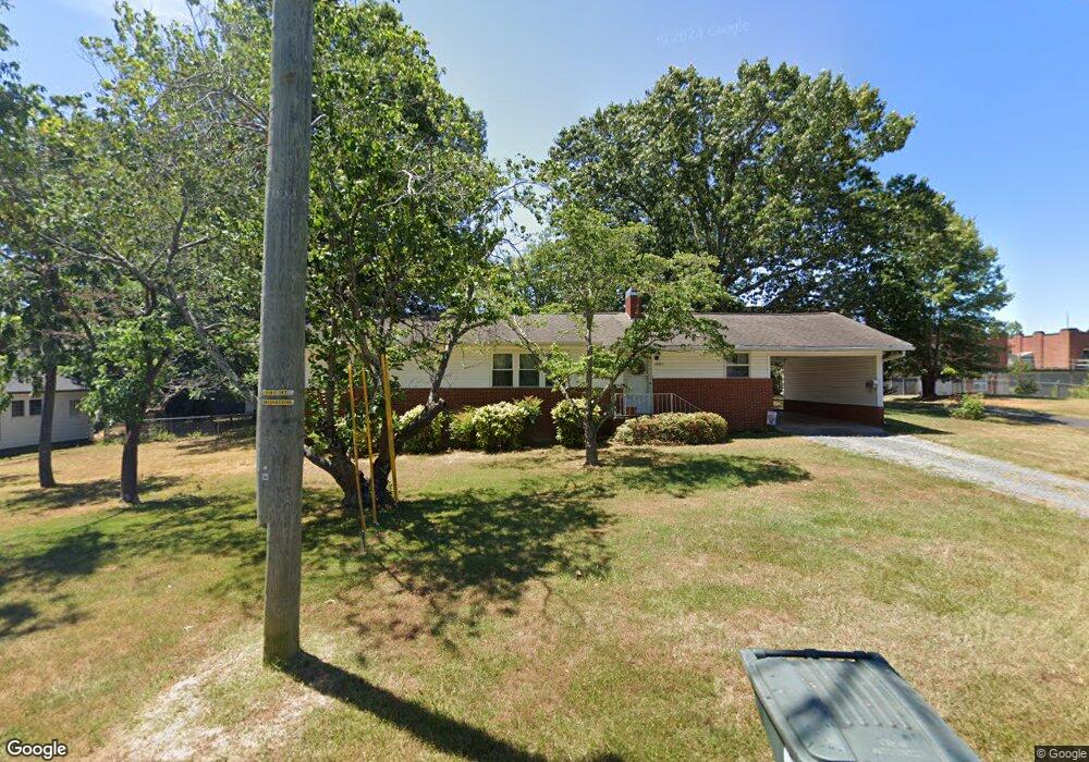 1501 Sunset Dr, Asheboro, NC 27205 - photo 1