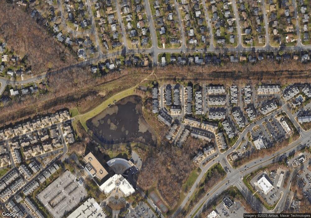 4564 Fair Valley Dr, Fairfax, VA 22033 - photo 1