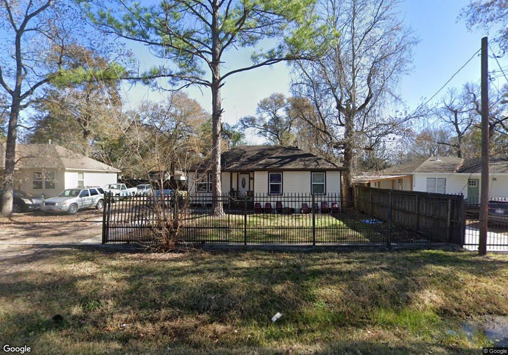 10446 Barnham St, Houston, TX 77016 - photo 1