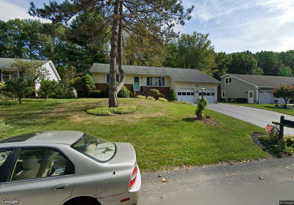 29 Concord Dr, Schenectady, NY 12309 - photo 1