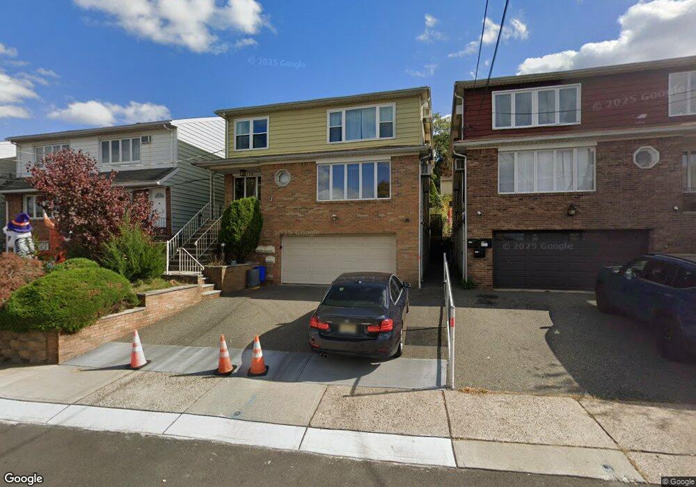 176 Maple St unit 2ND FL, Fairview, NJ 07022 - photo 1