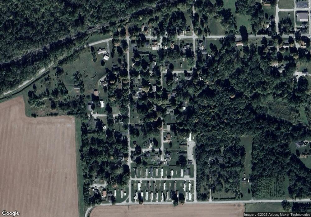 384 S Pearl St, Andrews, IN 46702 - photo 1