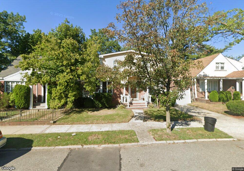 23107 128th Rd, Springfield Gardens, NY 11413 - photo 1