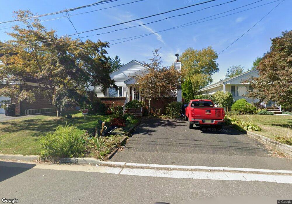 130 Little Place, South Bound Brook, NJ 08880 - photo 1