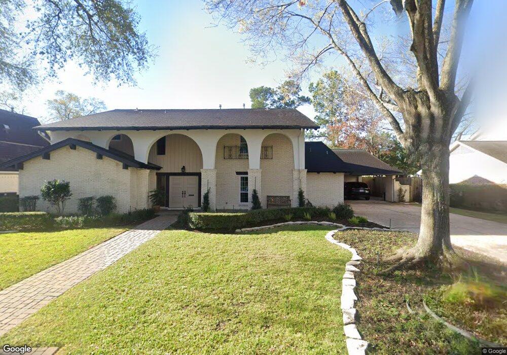 13607 Alchester Ln, Houston, TX 77079 - photo 1