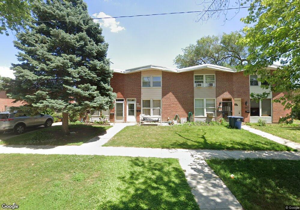 2049 Pine St, Des Plaines, IL 60018 - photo 1