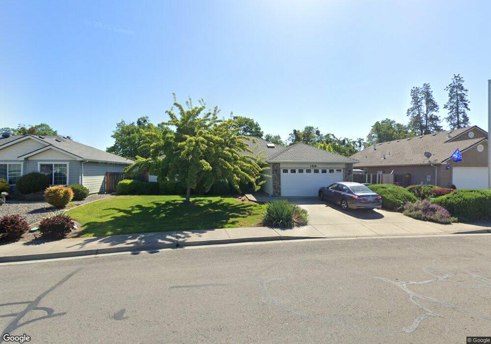 1528 Naples Dr, Central Point, OR 97502 - photo 1