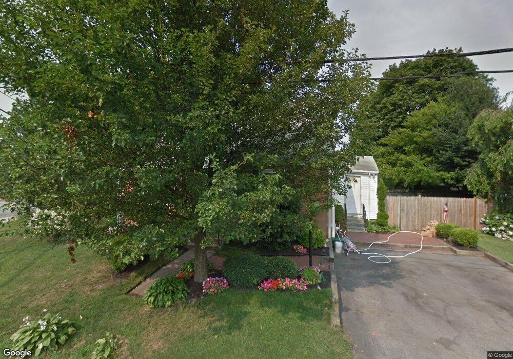 143 Spofford Ave, Warwick, RI 02888 - photo 1