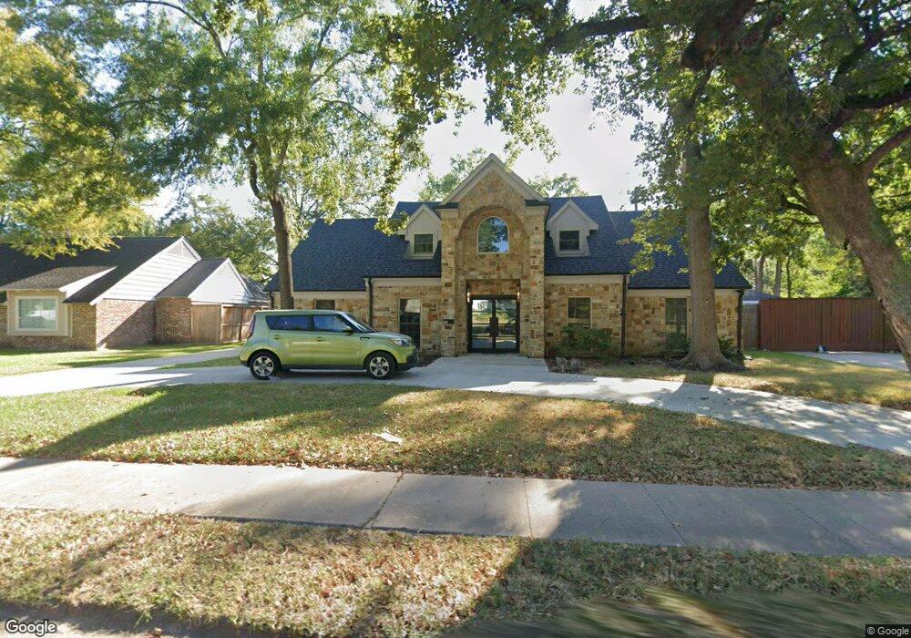310 N Wilcrest Dr, Houston, TX 77079 - photo 1