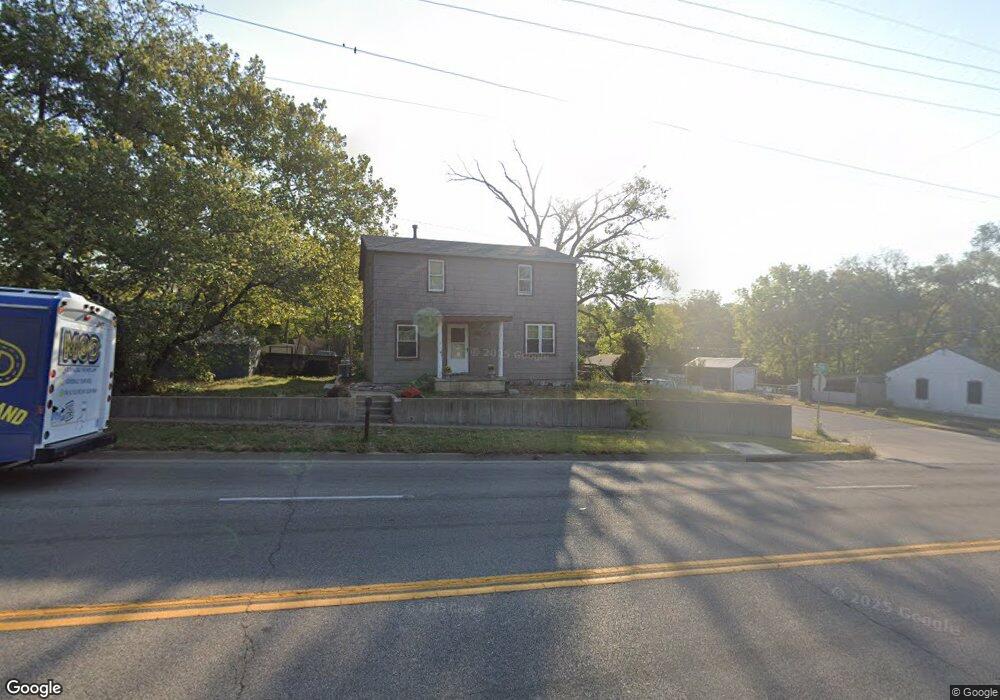2742 SE Adams St, Topeka, KS 66605 - photo 1