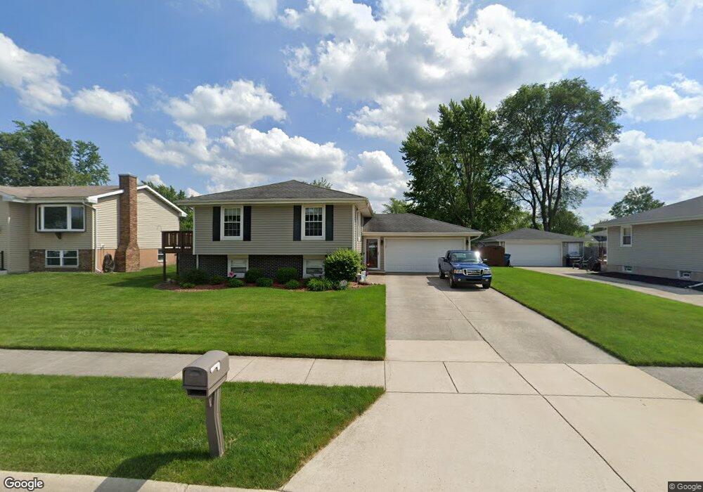 114 Potomac Dr, Dyer, IN 46311 - photo 1