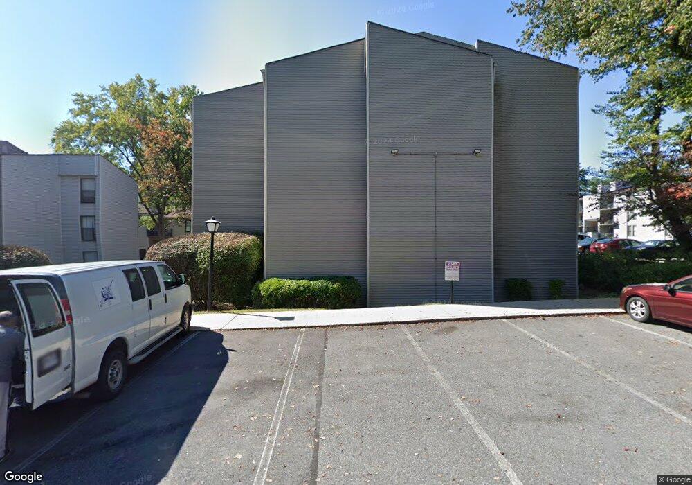 130 Duvall Ln unit 204, Gaithersburg, MD 20877 - photo 1