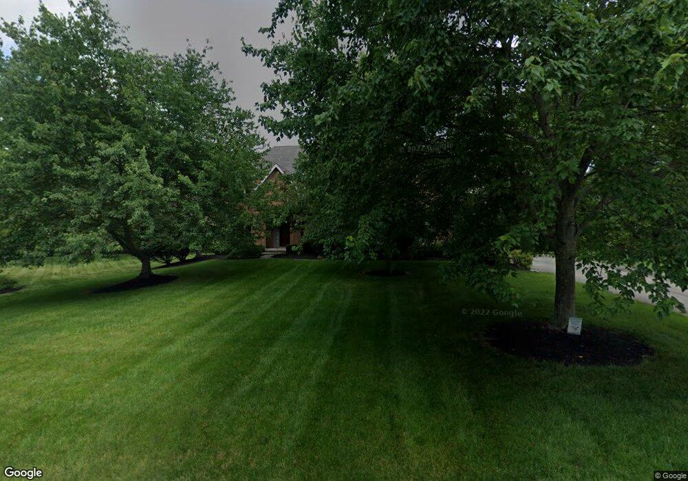 5670 Liberton Ct, Dublin, OH 43017 - photo 1