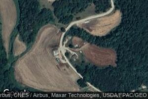 1617 Village Creek Rd, Lansing, IA 52151